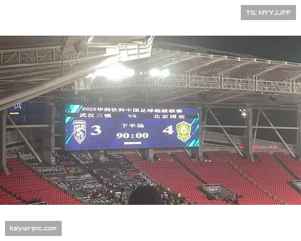 武汉三镇菲尔米诺纪律性问题,卡迪斯到队较晚影响外援轮换节奏